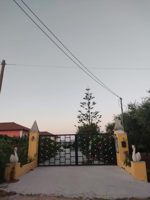 הוילה Sarakinádhon Casa Dei Fiori מראה חיצוני תמונה